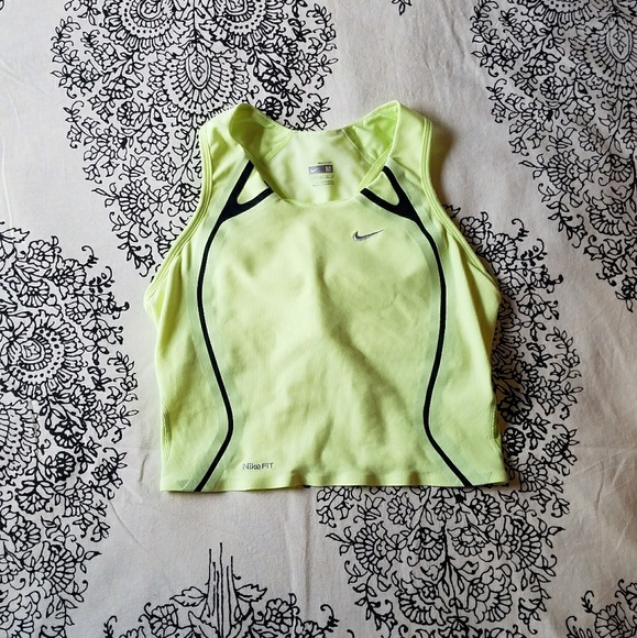 Nike Tops - Nike crop top